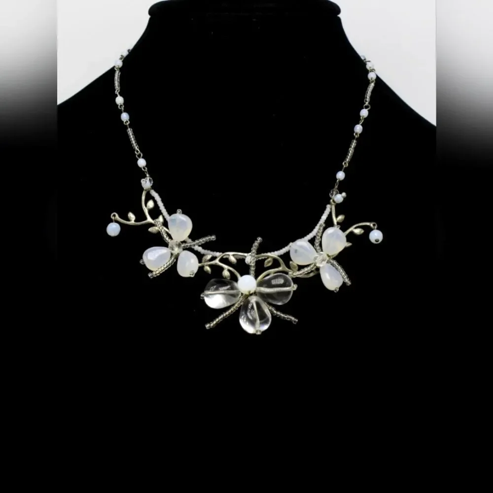 Vintage Unworn Czech Bead Bohemian White Glass Flower Necklace NWOT